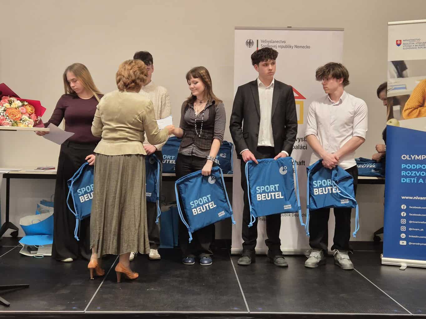 fotografia z odovzdávania cien Olympiády v nemeckom jazyku ročník 2026