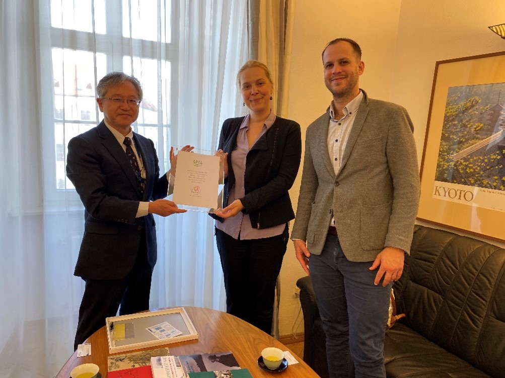 Knižný grant z programu READ JAPAN PROJECT pre NIVaM