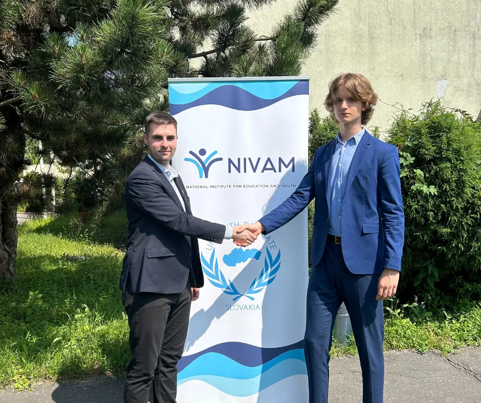 Grafika s názvom článku.