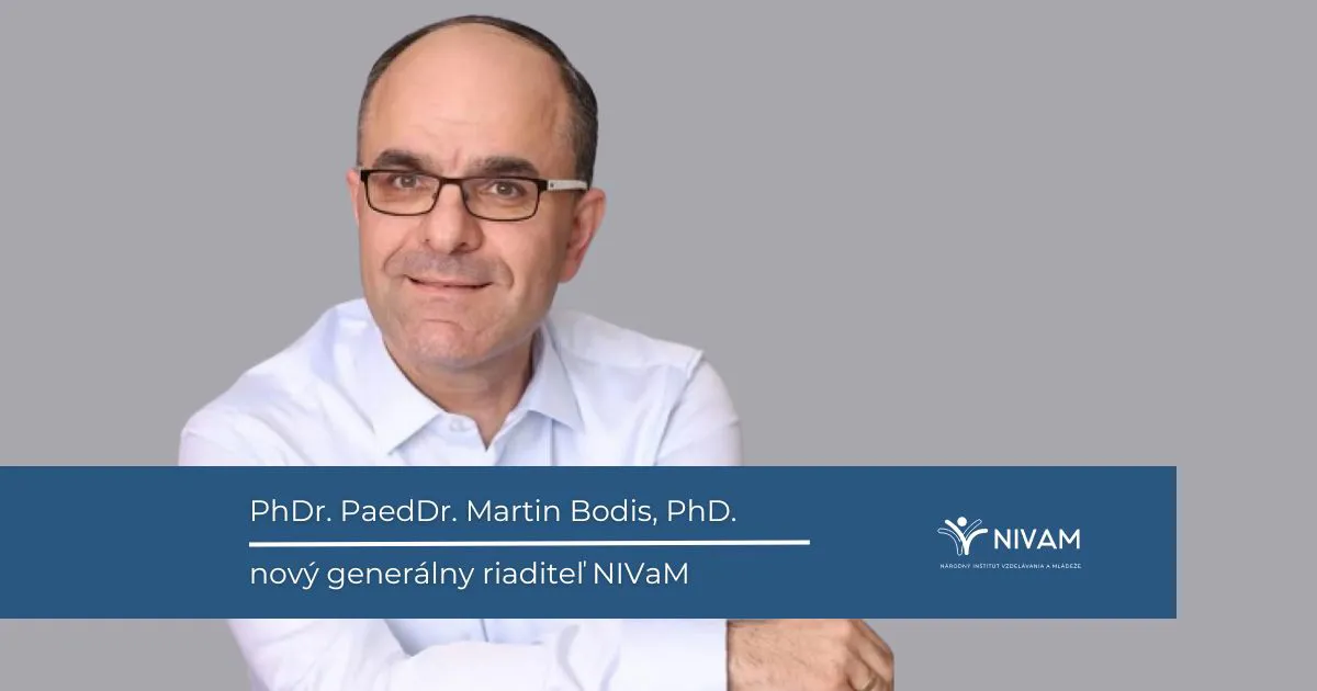 Grafika s fotkou generálneho riaditeľa.