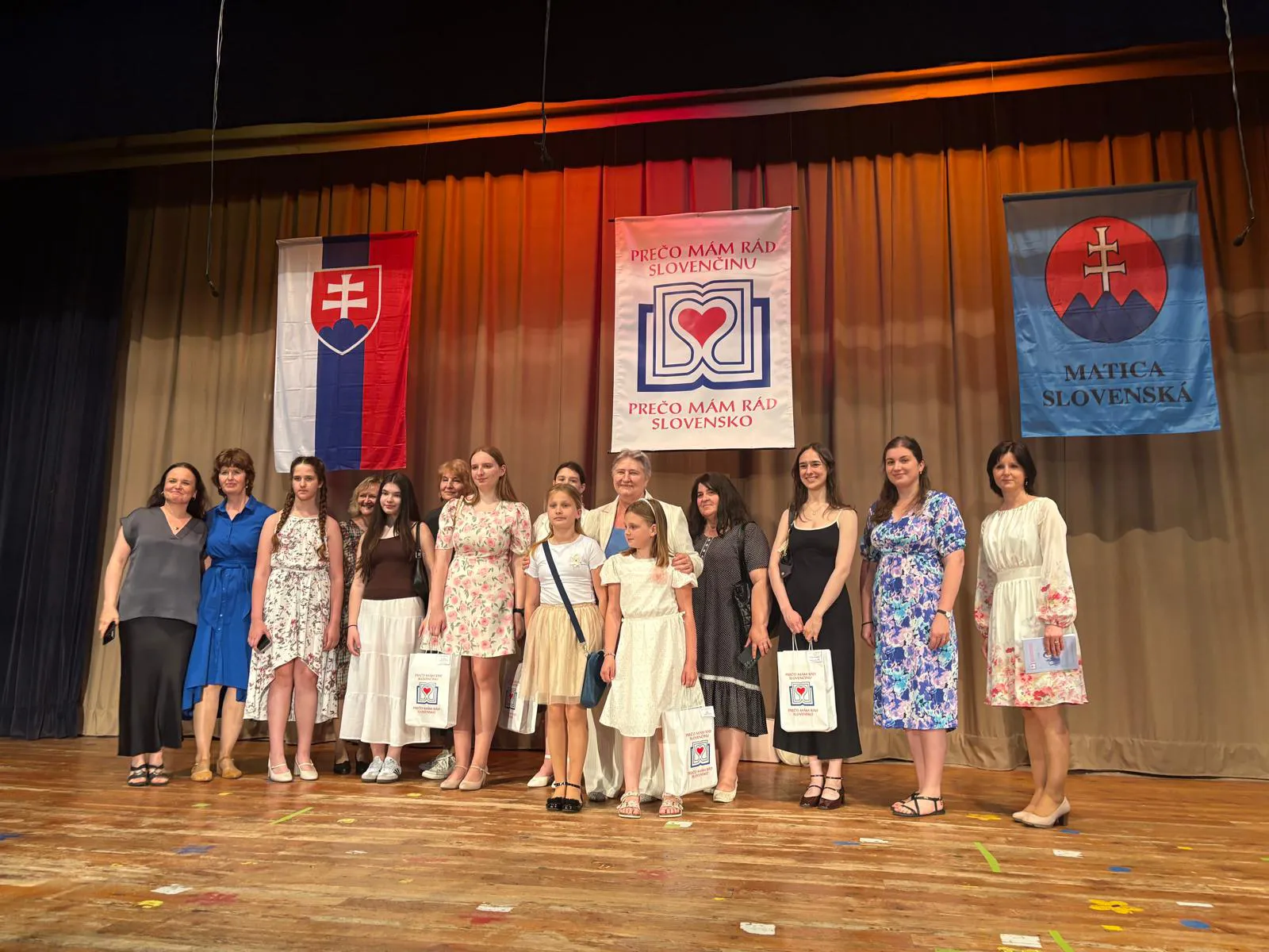 Na obrázku sa nachádzajú ženy