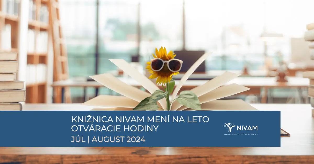 Otvorená kniha a pred ňou slnečnica v slnečných okuliaroch.