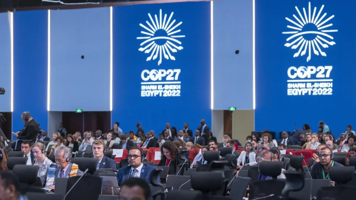 Fotka účastníkov COP27 v Egypte.
