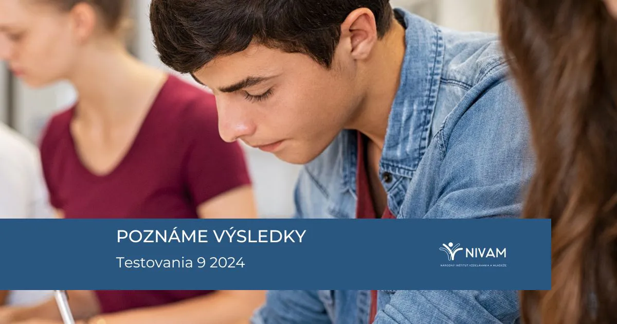 Študent sústredený na testovanie v škole.